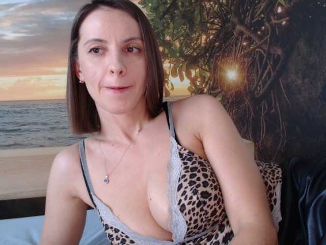 Емитувани слики од екранот MissJoliSourire