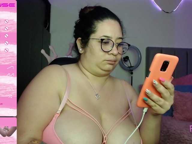 Емитувани слики од екранот katrina-boobs