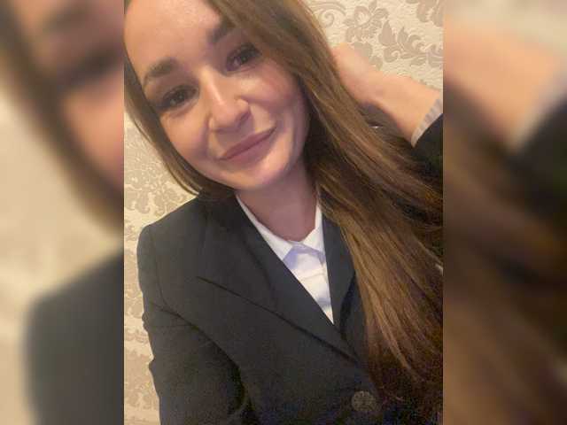 Емитувани слики од екранот Katrinka1