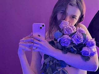 Еротски видео разговор Kattitoffy