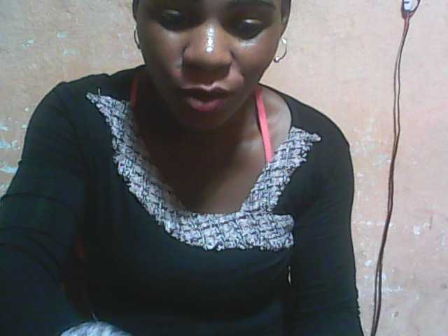 Емитувани слики од екранот kattybraid