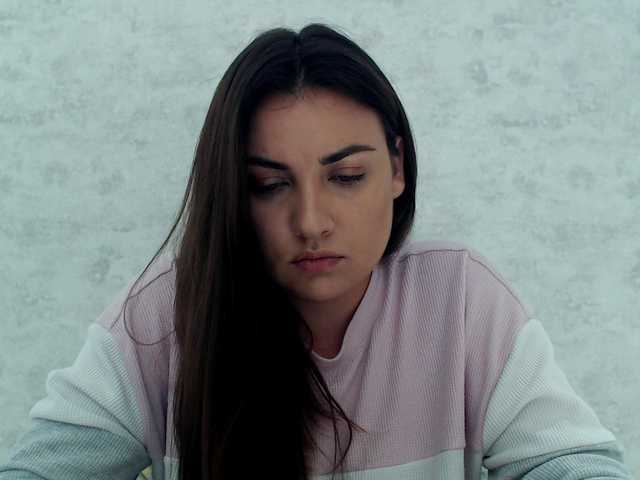 Емитувани слики од екранот KattyCandy