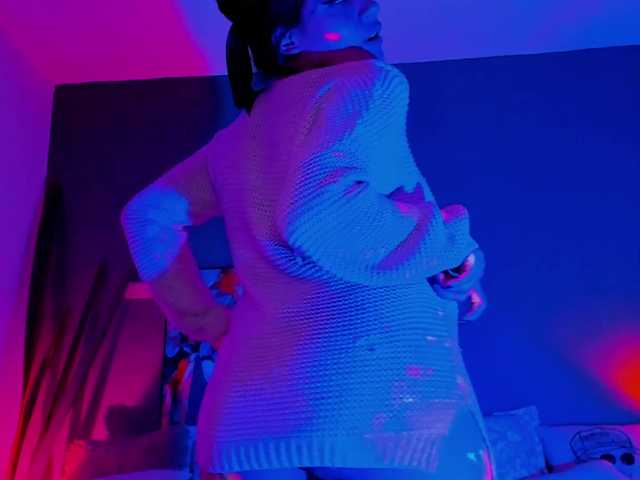 Емитувани слики од екранот KATTYDS