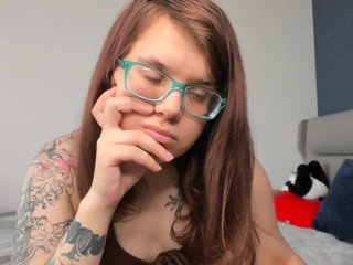 Еротски видео разговор KattyKitty99