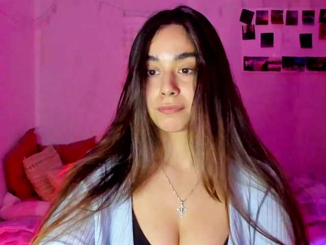 Емитувани слики од екранот KatyaSoul