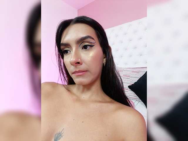 Фотографии KelsyMoore Tell me your wildest thoughts and let´s have fun together playing with this hot colombian body . FULL NAKED + BLOWJOB AT @remain