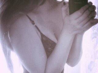 Еротски видео разговор KetrinKesh