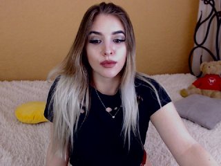 Фотографии kettyloo4u suck toy 20 do massage boobs with oil 50 ass 80 pussy 100 ❤*❤*❤*