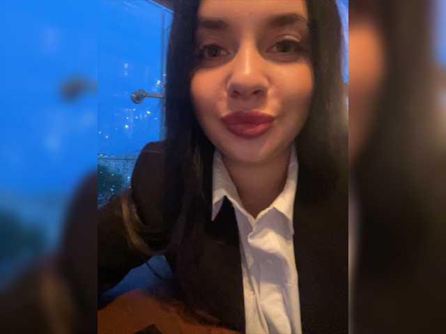 Емитувани слики од екранот -Alexa-999-