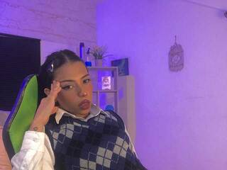 Еротски видео разговор Khaleesi-dragon