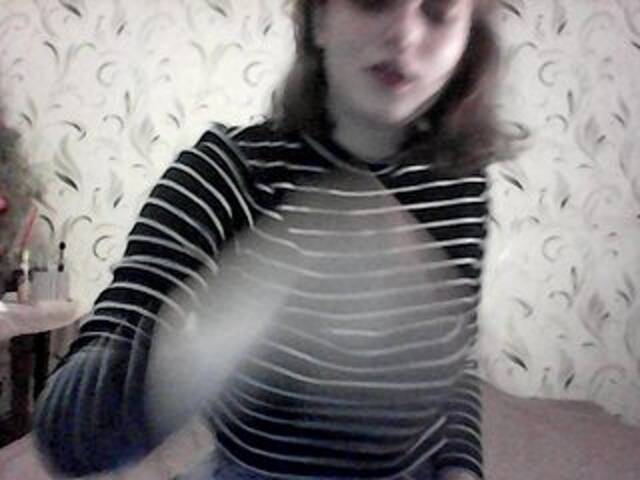 Емитувани слики од екранот Khaleesi03