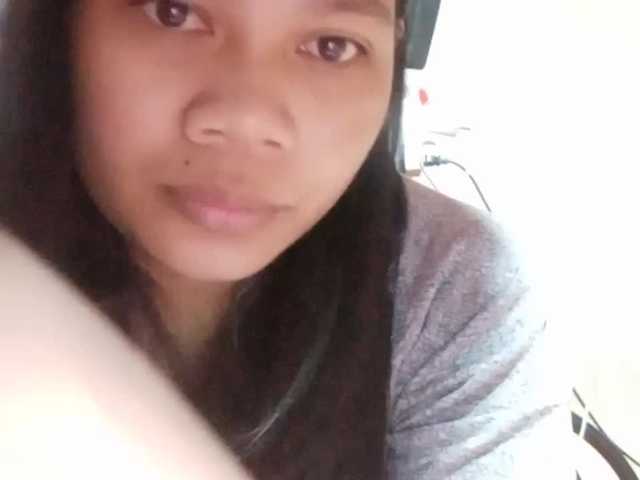 Емитувани слики од екранот Khloe08