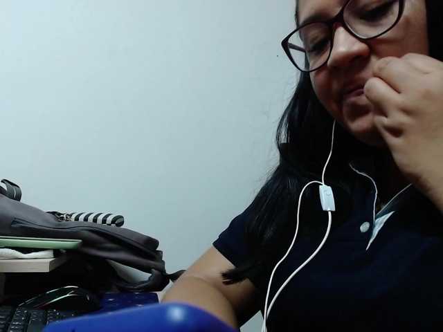 Емитувани слики од екранот kimwilliams