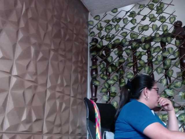 Емитувани слики од екранот kimwilliams