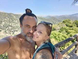 Еротски видео разговор KinkyCommune