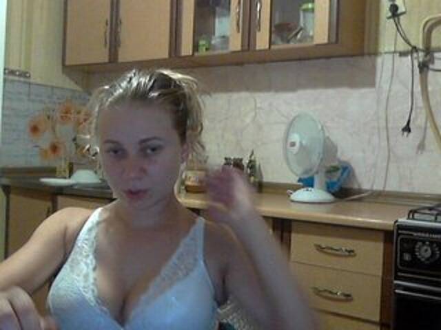 Емитувани слики од екранот KittenLedy