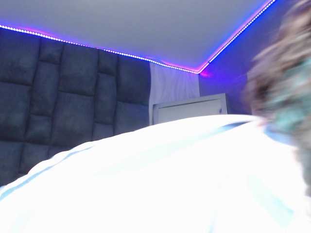 Емитувани слики од екранот kitty94