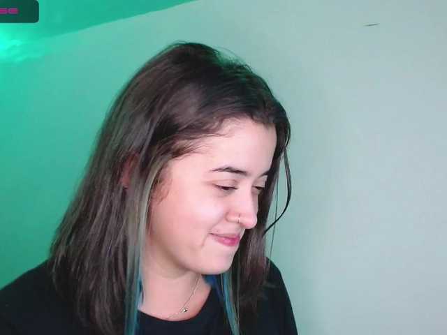 Емитувани слики од екранот kitty94