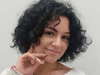 Еротски видео разговор KittyCol