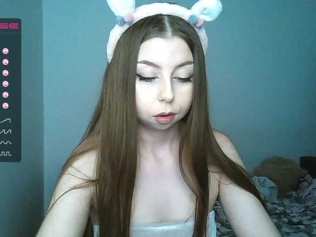 Емитувани слики од екранот KITTYGAME