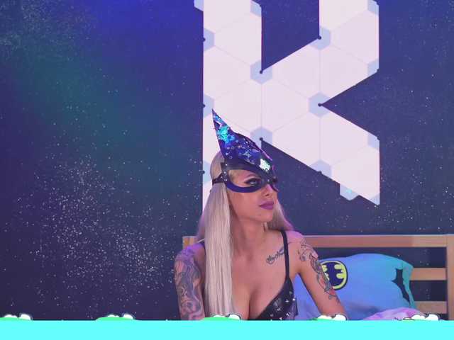 Емитувани слики од екранот Kittygy