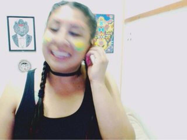 Емитувани слики од екранот kittypryde