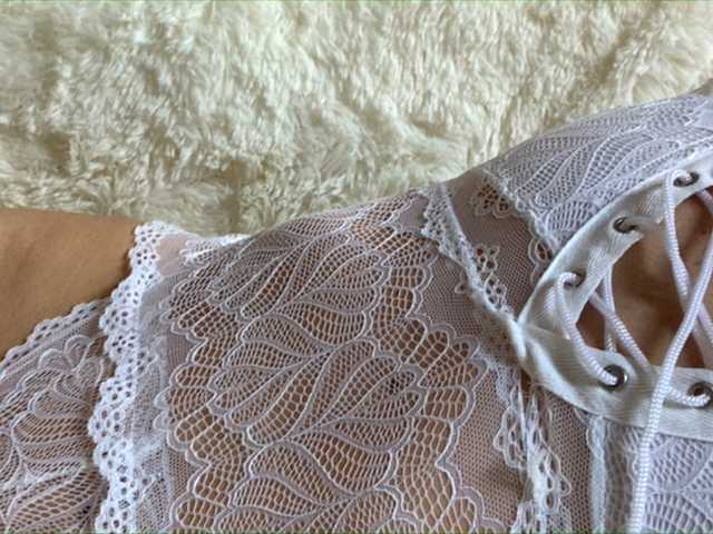 Емитувани слики од екранот Klara-Ray