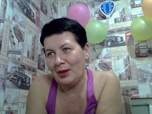 Емитувани слики од екранот NicoleOlla