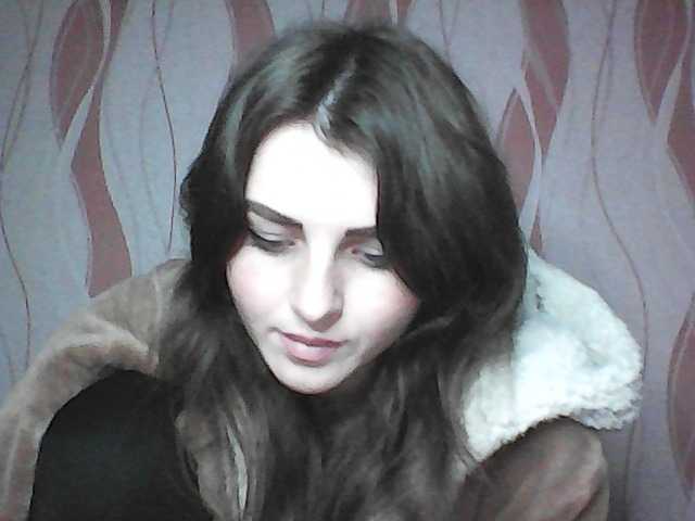 Емитувани слики од екранот Kote25a