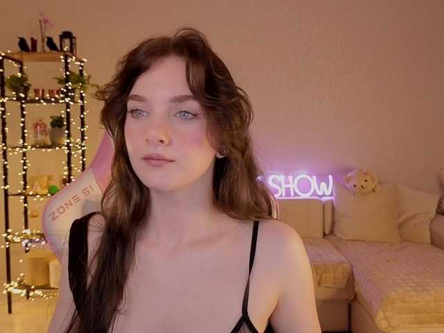 Емитувани слики од екранот KOTTYAA