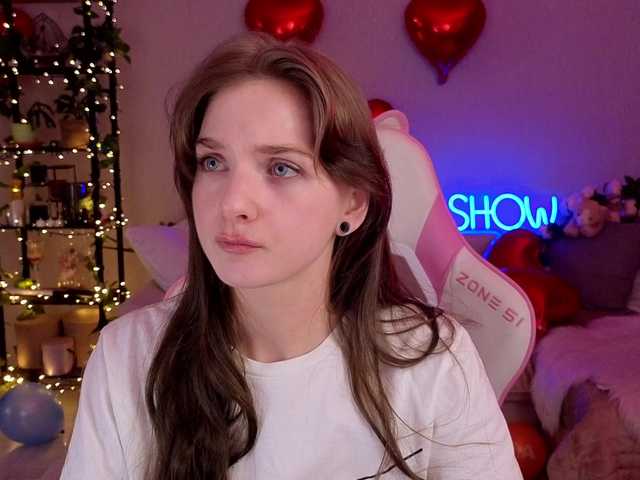 Емитувани слики од екранот KOTTYAA