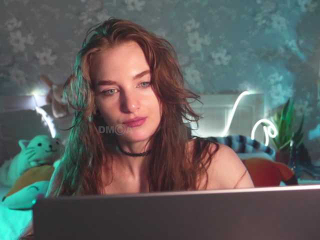 Емитувани слики од екранот KOTTYAA