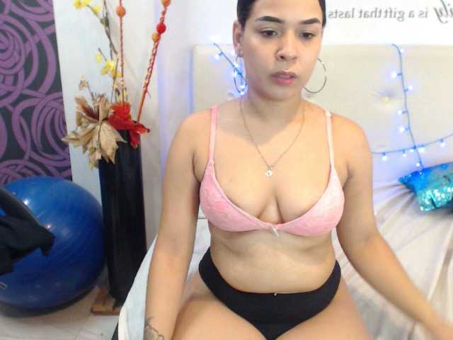 Емитувани слики од екранот KrinaSSmith