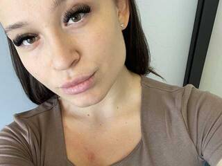 Еротски видео разговор kristinkasiii