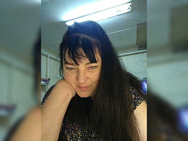 Емитувани слики од екранот KrystalNiks