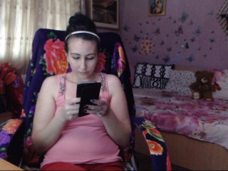 Емитувани слики од екранот KRYSTYANAtheo