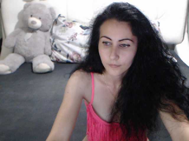 Емитувани слики од екранот KRYSTYANAtheo