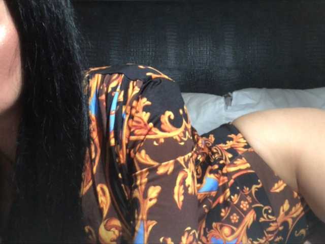 Емитувани слики од екранот Katesex27