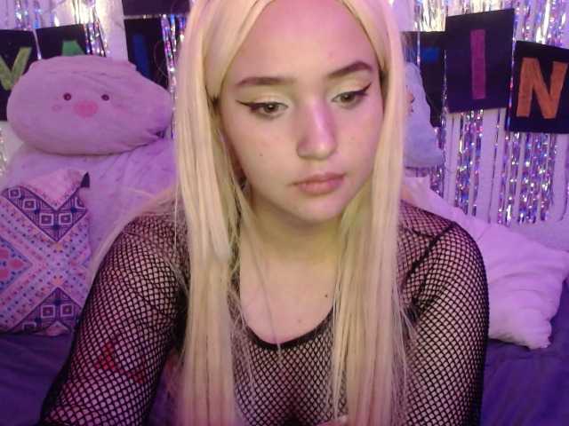 Емитувани слики од екранот Kurochan420