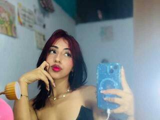 Еротски видео разговор KuromiDae