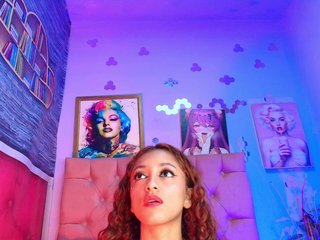 Еротски видео разговор kyliemoan