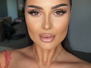 Еротски видео разговор KylieSpicey