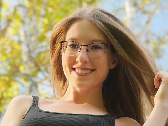 Фотографија на профилот LaceyBloom