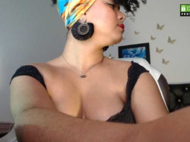 Фотографии LaCrespa GOALLL!!! SHOW FUCK PUSSY WET LATINGIRL @499 #sexy #ebony #bigdick #bigass #new #bigtitis #squirt #cum #hairypussy #curly #exotic 2000 750 1250 1250