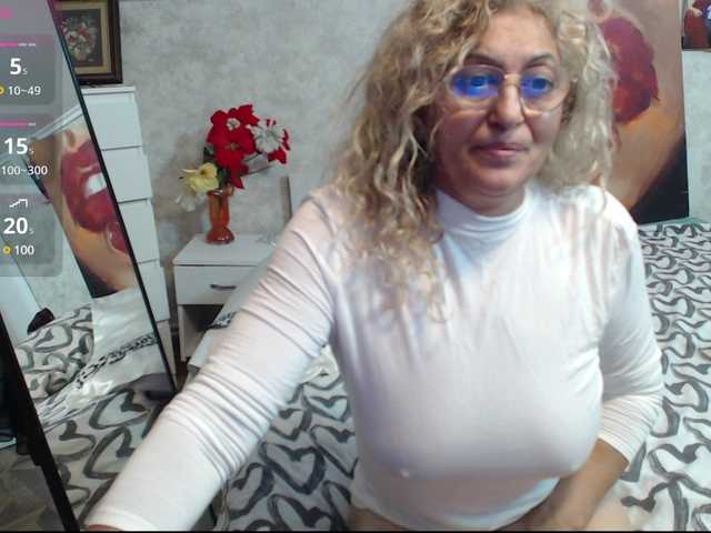 Фотографии ladydy4u ,, 30 tit,, 50 ass ,,10 feet ,,20 c2c ,, 500 naked ,, 1000 squirt ,, 2000 anal,, ,blow1job,,20