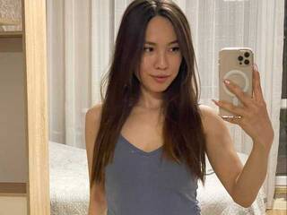 Еротски видео разговор MiaLionade