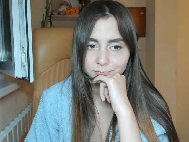Емитувани слики од екранот ladyfoxxx