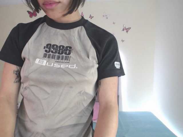 Емитувани слики од екранот Lalitaliu