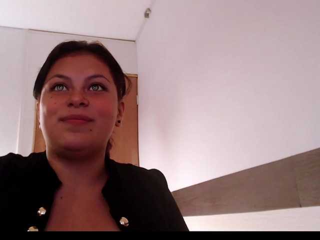 Емитувани слики од екранот lanaparist