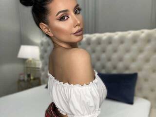 Еротски видео разговор LaraAnne